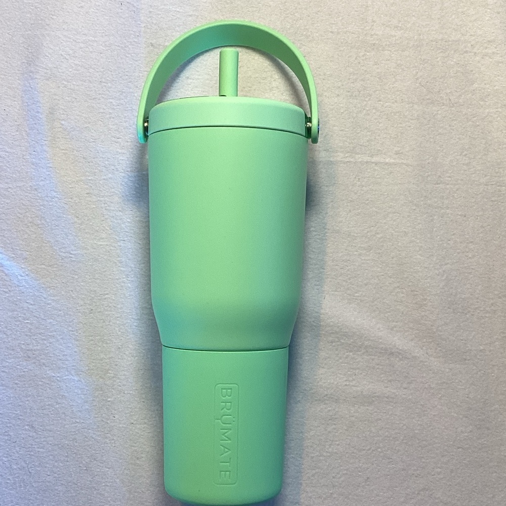 BrüMate Mint Green Tumbler‎ Resa